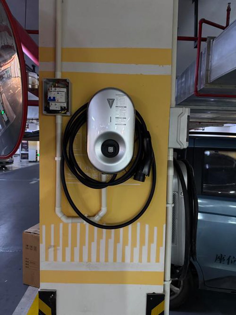 柔性电缆：在工业与生活中的柔软力量